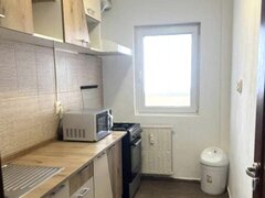 Titan, Iris Mall, Auchan Titan, Circa 13, decomandata, bloc mixt